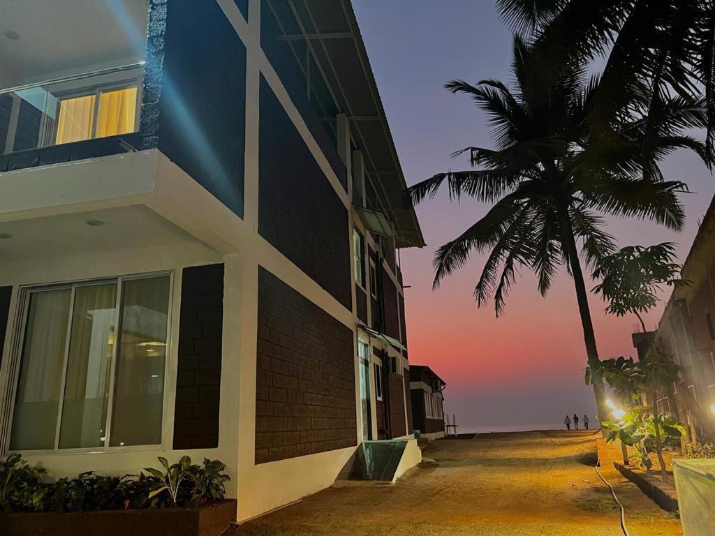 Coastal Bay Beach Resort Harnai Exterior foto