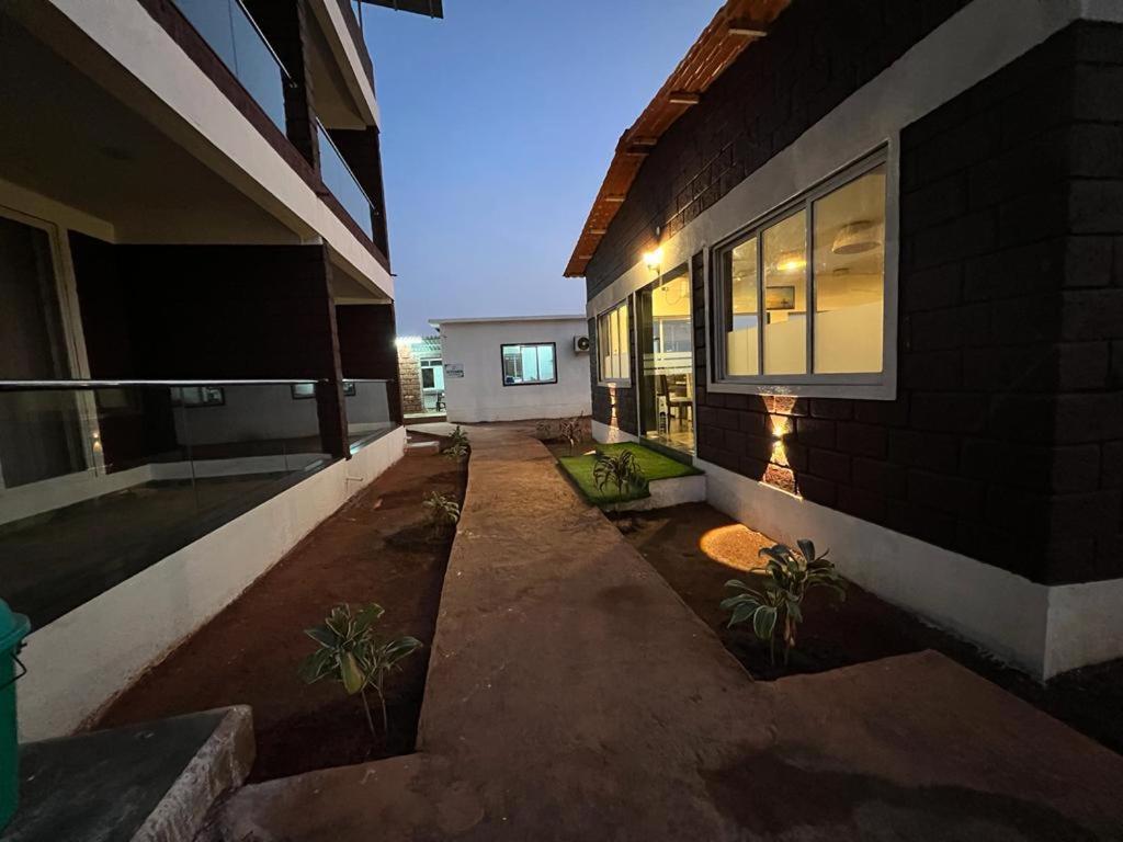 Coastal Bay Beach Resort Harnai Exterior foto